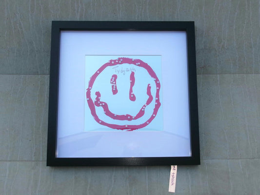 Crystal Smile Frame – Luxury Abstract Wall Art